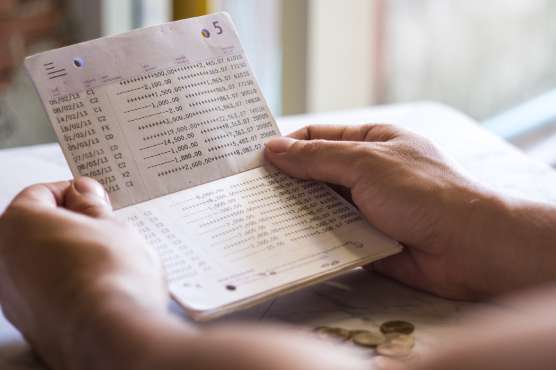 Hướng dẫn chứng minh tài chính du học Anh nhanh qua sổ tiết kiệm và tài khoản ngân hàng.