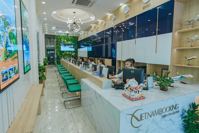 cong ty dich vu chung minh tai chinh vietnam booking
